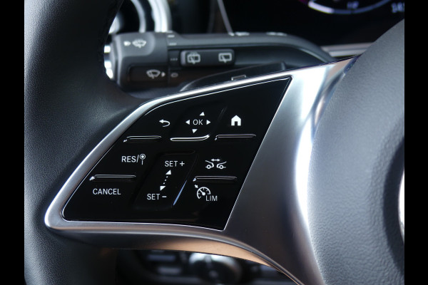 Mercedes-Benz V-Klasse 250d Lang AMG Dubbel Cabine LED/LEER/Trekhaak/Elek deuren