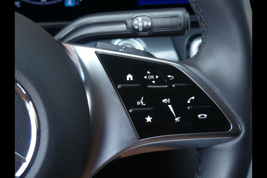 Mercedes-Benz V-Klasse 250d Lang AMG Dubbel Cabine LED/LEER/Trekhaak/Elek deuren