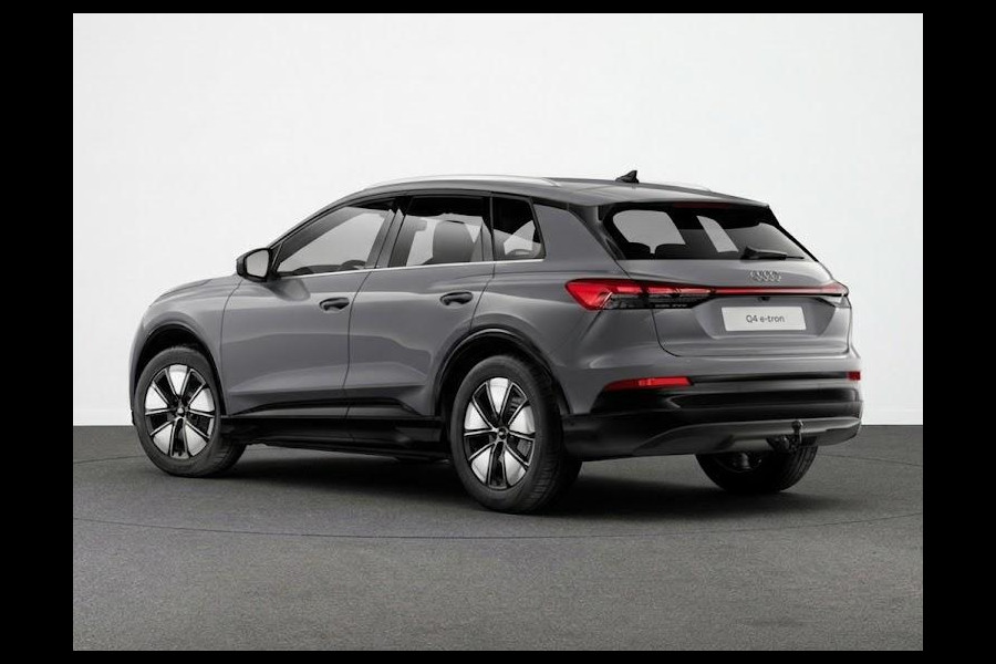 Audi Q4 e-tron Advanced edition 82 kWh 286 pk | Techniekpakket plus | Privacy glas (donker getint) | Glazen panoramadak | Trekhaak |