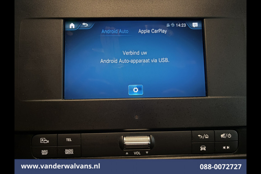 Mercedes-Benz Sprinter 317 CDI 170pk L3H2 Euro6 Airco | 360 Graden Camera | Navigatie | Apple Carplay | Chauffeursstoel Cruisecontrol, Android Auto, Stoelverwarming, 270 Graden Achterdeuren, Parkeersensoren, Bijrijdersbank