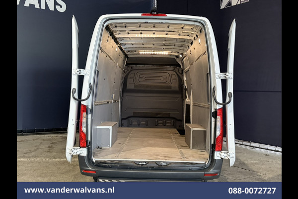 Mercedes-Benz Sprinter 317 CDI 170pk L3H2 Euro6 Airco | 360 Graden Camera | Navigatie | Apple Carplay | Chauffeursstoel Cruisecontrol, Android Auto, Stoelverwarming, 270 Graden Achterdeuren, Parkeersensoren, Bijrijdersbank