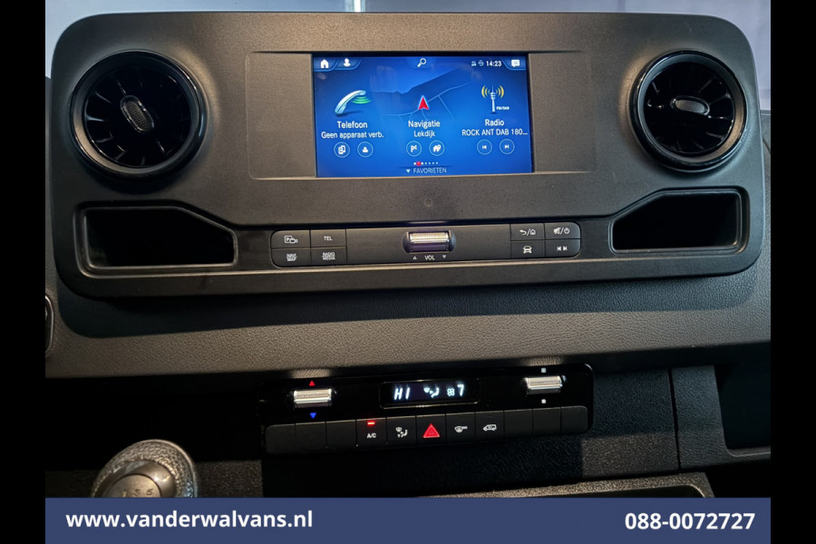 Mercedes-Benz Sprinter 317 CDI 170pk L3H2 Euro6 Airco | 360 Graden Camera | Navigatie | Apple Carplay | Chauffeursstoel Cruisecontrol, Android Auto, Stoelverwarming, 270 Graden Achterdeuren, Parkeersensoren, Bijrijdersbank