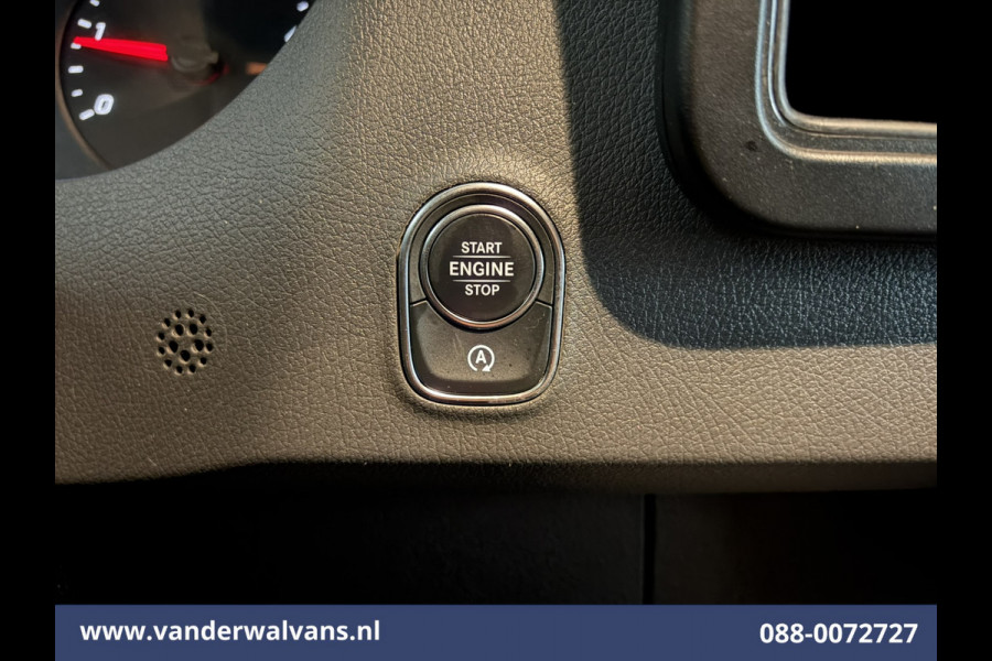 Mercedes-Benz Sprinter 317 CDI 170pk L3H2 Euro6 Airco | 360 Graden Camera | Navigatie | Apple Carplay | Chauffeursstoel Cruisecontrol, Android Auto, Stoelverwarming, 270 Graden Achterdeuren, Parkeersensoren, Bijrijdersbank