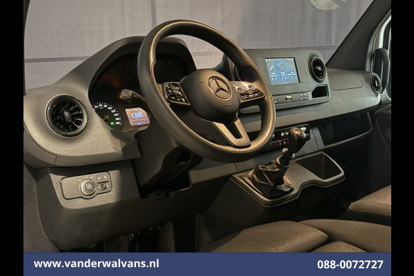 Mercedes-Benz Sprinter 317 CDI 170pk L3H2 Euro6 Airco | 360 Graden Camera | Navigatie | Apple Carplay | Chauffeursstoel Cruisecontrol, Android Auto, Stoelverwarming, 270 Graden Achterdeuren, Parkeersensoren, Bijrijdersbank