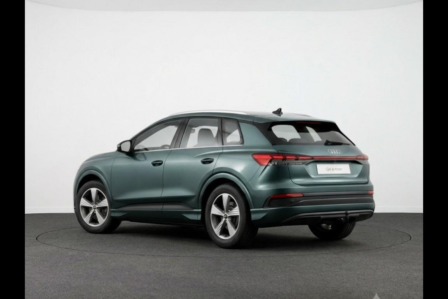 Audi Q4 e-tron Advanced edition 82 kWh 286 pk | Opberg- en bagageruimtepakket | Techniekpakket plus | Exterieurdetails carross.kleur | Trekhaak |