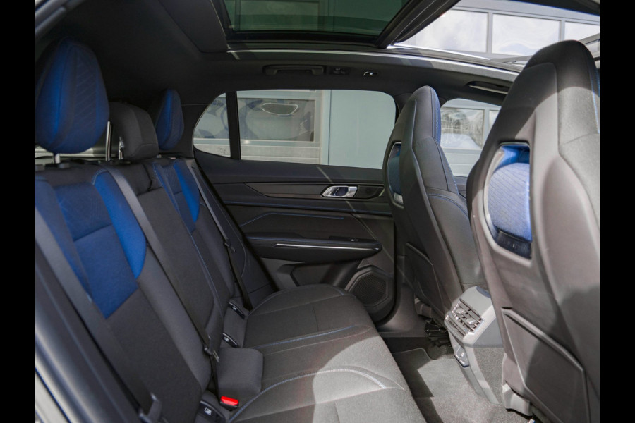 Lynk & Co 01 1.5 Black Edition Panoramadak|360° Camera|ACC|Stoelverwarming|Navi|Carplay