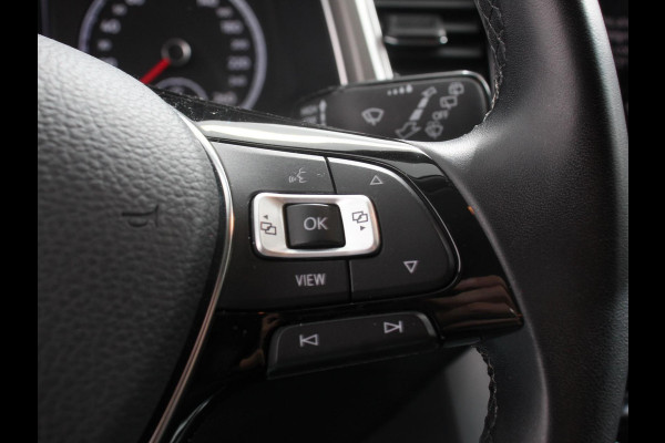 Volkswagen T-Roc 1.5 TSI 150pk DSG Style Team Climate Control Camera Parkeer sensoren Adaptive Cruise control Dab Electrisch bedienbare kofferbak Lichtmetalen Velgen