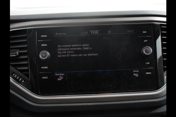 Volkswagen T-Roc 1.5 TSI 150pk DSG Style Team Climate Control Camera Parkeer sensoren Adaptive Cruise control Dab Electrisch bedienbare kofferbak Lichtmetalen Velgen