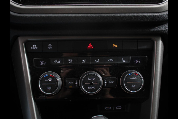 Volkswagen T-Roc 1.5 TSI 150pk DSG Style Team Climate Control Camera Parkeer sensoren Adaptive Cruise control Dab Electrisch bedienbare kofferbak Lichtmetalen Velgen