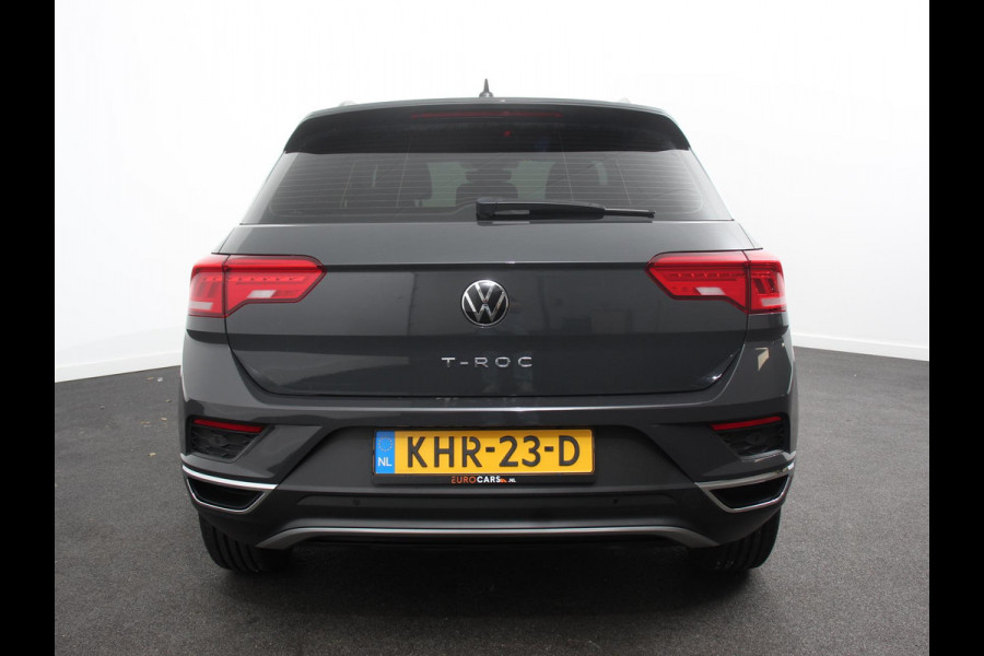 Volkswagen T-Roc 1.5 TSI 150pk DSG Style Team Climate Control Camera Parkeer sensoren Adaptive Cruise control Dab Electrisch bedienbare kofferbak Lichtmetalen Velgen