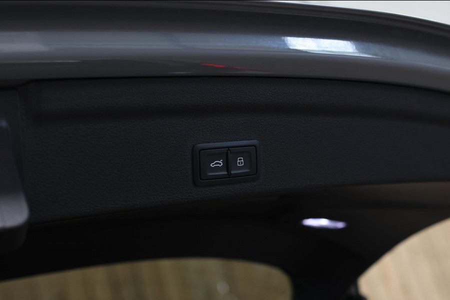 Audi RSQ3 Sportback TFSI *Keramisch*Pano*360 Camera*Sonos*Matrix*