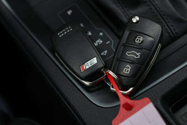 Audi RSQ3 Sportback TFSI *Keramisch*Pano*360 Camera*Sonos*Matrix*
