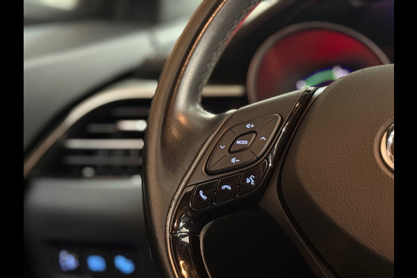 Toyota C-HR 1.8 Hybrid Style | Leder | JBL | ACC | Lane Assist | Camera | Bluetooth | Climate | NAP |