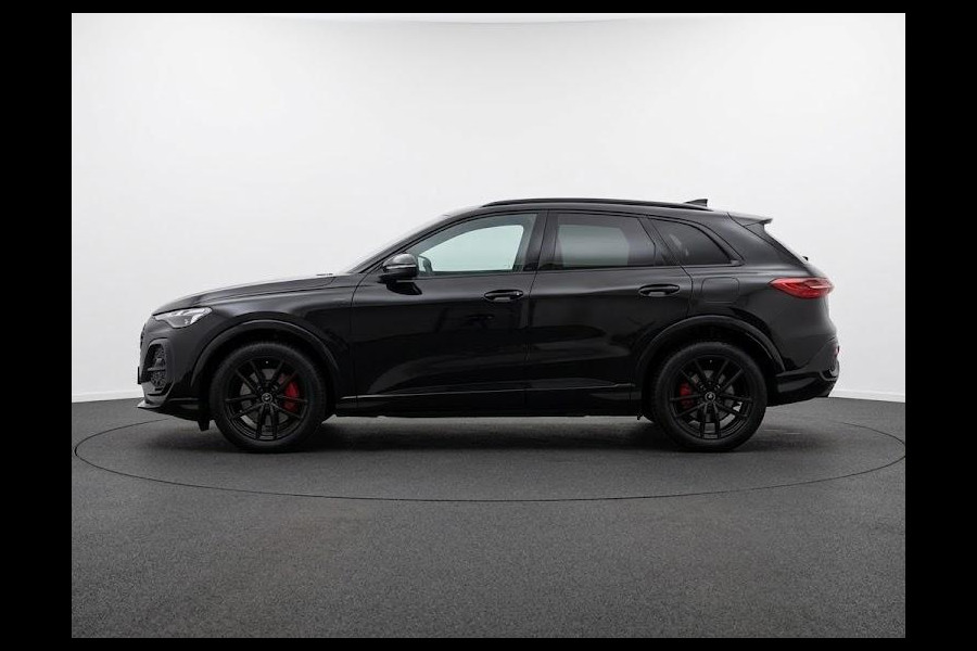 Audi Q5 S edition e-hybrid 299 pk | Optiekpakket zwart-glanzend | Techniekpakket plus | Panorama-glasdak | MMI bijrijdersdisplay |