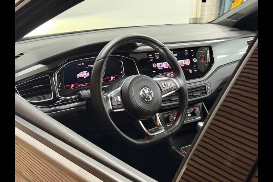 Volkswagen Polo 2.0 TSI GTI | Panorama | ACC | Virtual Cockpit | Camera | Park Assist | Blind Spot | LED | Dealer onderhouden