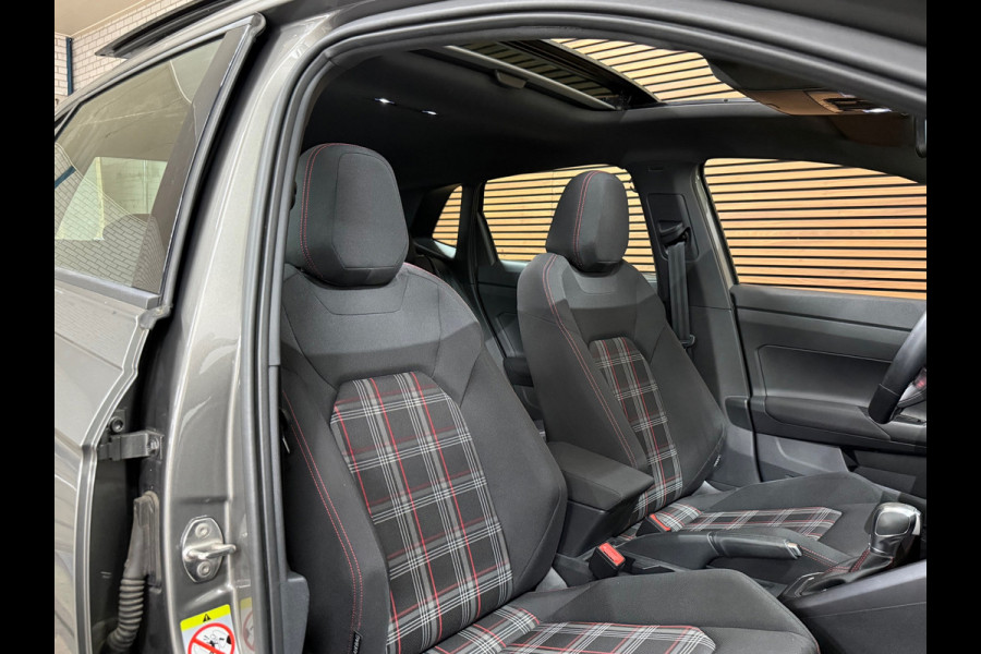 Volkswagen Polo 2.0 TSI GTI | Panorama | ACC | Virtual Cockpit | Camera | Park Assist | Blind Spot | LED | Dealer onderhouden
