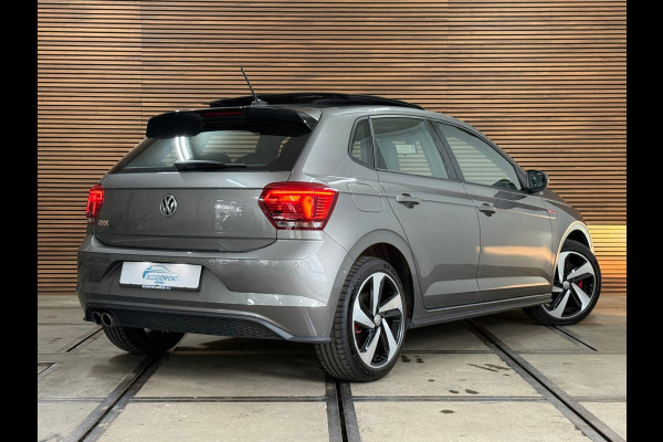 Volkswagen Polo 2.0 TSI GTI | Panorama | ACC | Virtual Cockpit | Camera | Park Assist | Blind Spot | LED | Dealer onderhouden