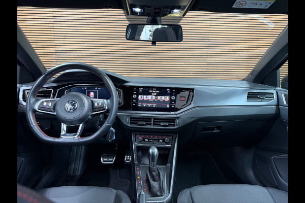 Volkswagen Polo 2.0 TSI GTI | Panorama | ACC | Virtual Cockpit | Camera | Park Assist | Blind Spot | LED | Dealer onderhouden