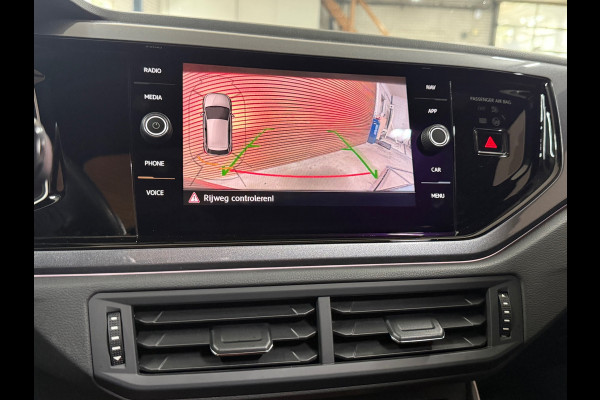 Volkswagen Polo 2.0 TSI GTI | Panorama | ACC | Virtual Cockpit | Camera | Park Assist | Blind Spot | LED | Dealer onderhouden