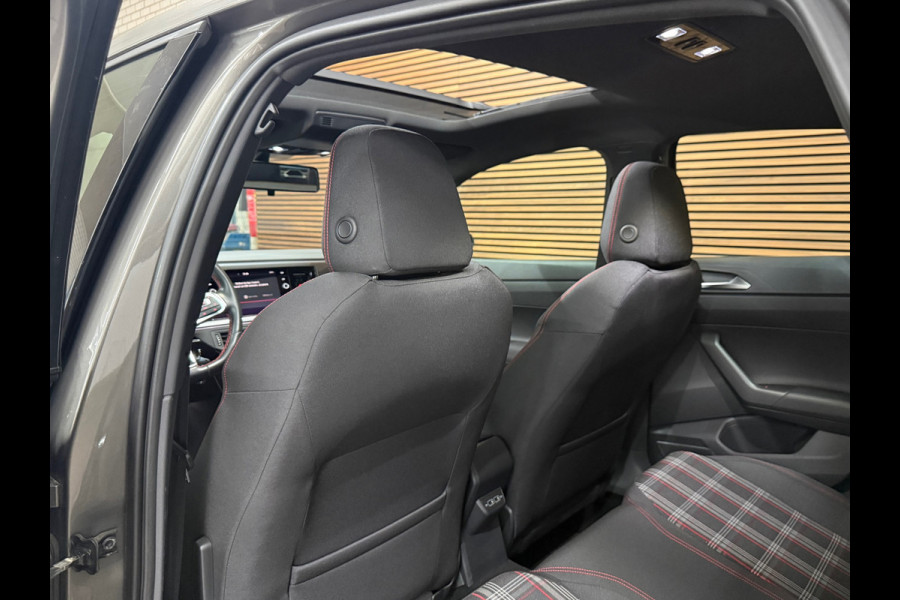 Volkswagen Polo 2.0 TSI GTI | Panorama | ACC | Virtual Cockpit | Camera | Park Assist | Blind Spot | LED | Dealer onderhouden