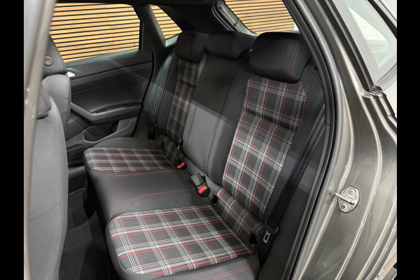 Volkswagen Polo 2.0 TSI GTI | Panorama | ACC | Virtual Cockpit | Camera | Park Assist | Blind Spot | LED | Dealer onderhouden