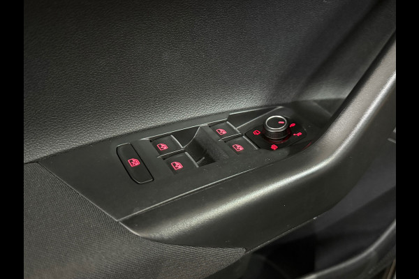 Volkswagen Polo 2.0 TSI GTI | Panorama | ACC | Virtual Cockpit | Camera | Park Assist | Blind Spot | LED | Dealer onderhouden