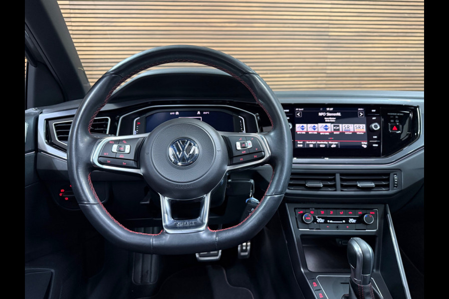 Volkswagen Polo 2.0 TSI GTI | Panorama | ACC | Virtual Cockpit | Camera | Park Assist | Blind Spot | LED | Dealer onderhouden