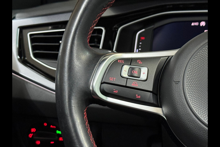 Volkswagen Polo 2.0 TSI GTI | Panorama | ACC | Virtual Cockpit | Camera | Park Assist | Blind Spot | LED | Dealer onderhouden
