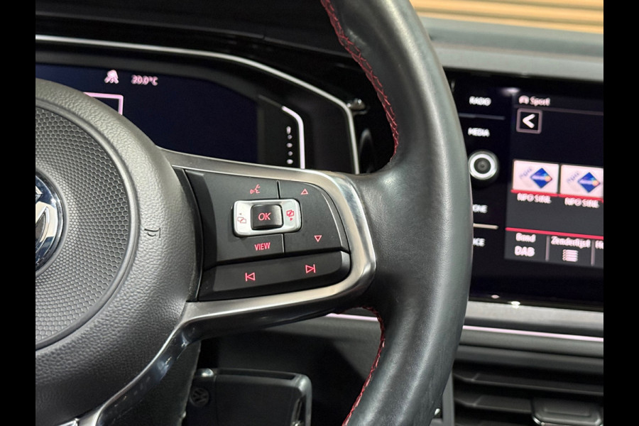 Volkswagen Polo 2.0 TSI GTI | Panorama | ACC | Virtual Cockpit | Camera | Park Assist | Blind Spot | LED | Dealer onderhouden