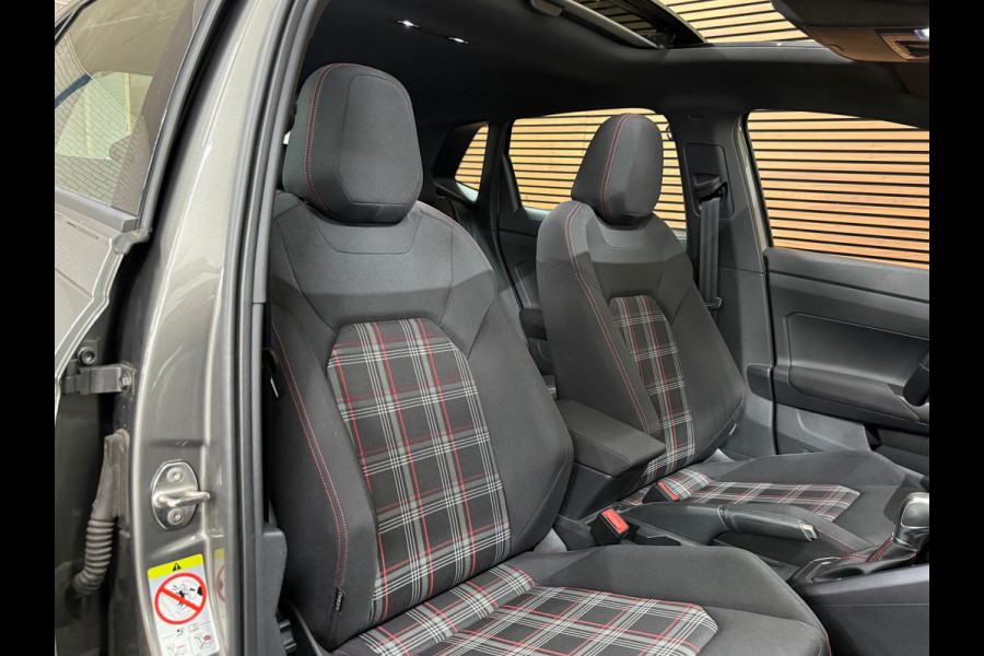Volkswagen Polo 2.0 TSI GTI | Panorama | ACC | Virtual Cockpit | Camera | Park Assist | Blind Spot | LED | Dealer onderhouden