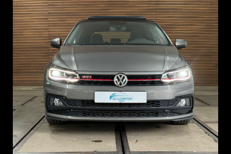 Volkswagen Polo 2.0 TSI GTI | Panorama | ACC | Virtual Cockpit | Camera | Park Assist | Blind Spot | LED | Dealer onderhouden