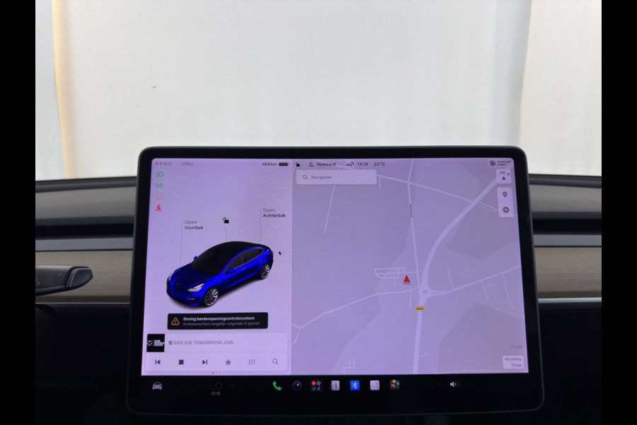 Tesla Model 3 Long Range AWD 75 kWh [3-Fase-11kW ] {SoH-82%} Aut. *PANO | AUTOPILOT | LEATHER | TOWBAR | KEYLESS | FULL-LED | MEMORY-PACK | TOPVIEW | DAB | CARPLAY | DIGI-COCKPIT | LANE-ASSIST | HEATED-COMFORTSEATS | 18"ALU*