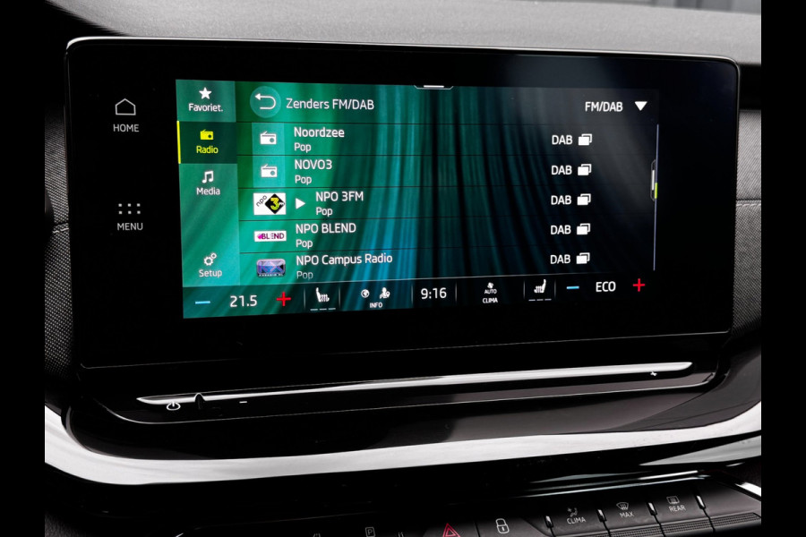 Škoda Octavia Combi 1.4 TSI iV PHEV Sportline Business | 98 % SOH | Trekhaak | NL-Auto | Winter Pack | Adaptive Cruise