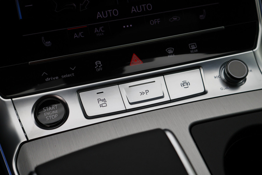 Audi A6 Avant 50 TFSI e quattro S edition 360° Camera, Panoramadak, Memory, Leer, Keyless, 20"