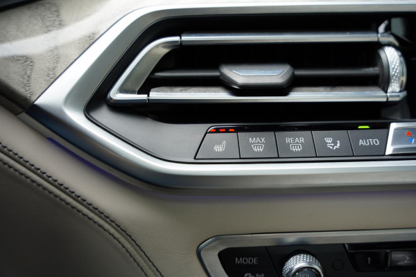 BMW X7 X-Drive 40 I / 6 Persoons / B&W Diamond / Massage / Trekhaak