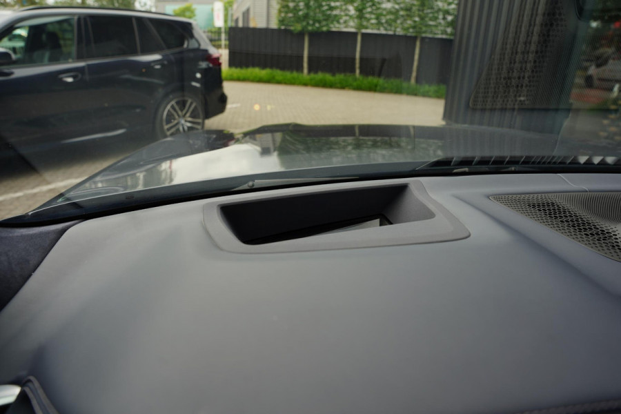 BMW X7 X-Drive 40 I / 6 Persoons / B&W Diamond / Massage / Trekhaak