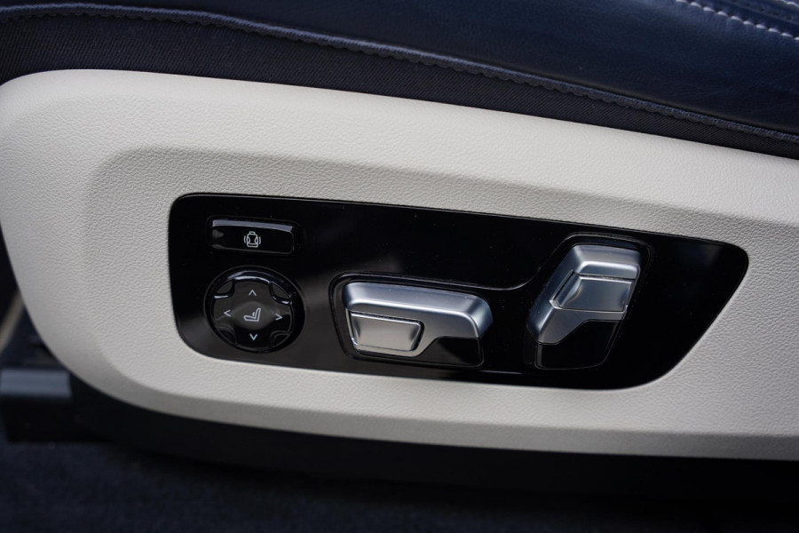 BMW X7 X-Drive 40 I / 6 Persoons / B&W Diamond / Massage / Trekhaak