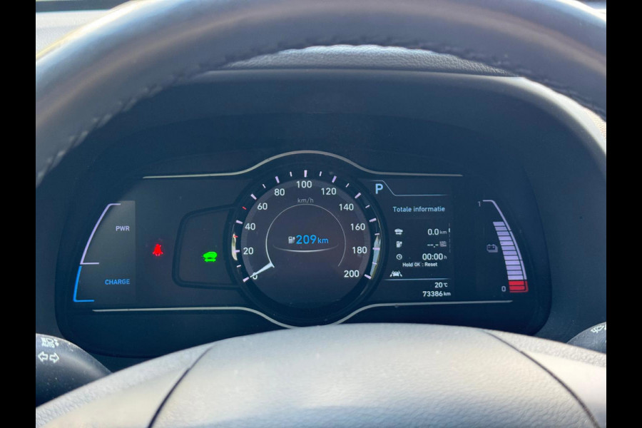 Hyundai Kona EV Comfort 39 kWh | Navi, Camera, Stoel+Stuurverw., Cruise, Climate | Dealeronderhouden |