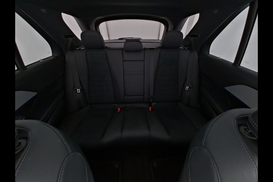 Mercedes-Benz GLE 400 e 4MATIC AMG Plug-In Hybride Trekhaak | AMG Line | Night Pakket | Airmatic | Panorama Schuif-Kanteldak | Memory Voorstoelen. Inclusief 24 maanden Mercedes-Benz Certified garantie voor Europa.