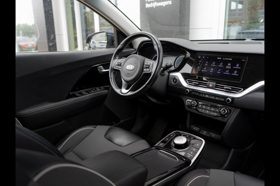 Kia e-Niro DynamicPlusLine 64 kWh | Schuif-kanteldak | Cruise | Clima | Carplay | Keyless | Stoel-stuurverwarming | Navi |