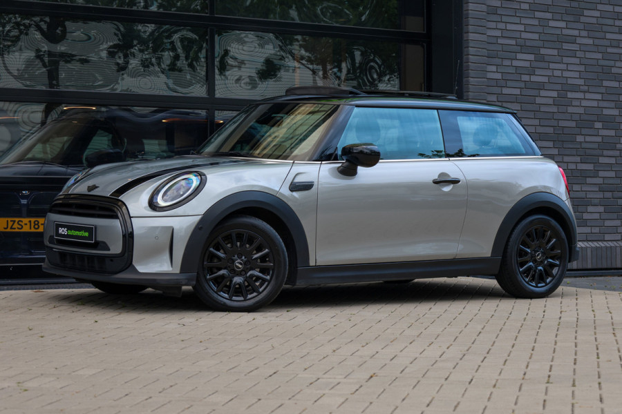 MINI 3-deurs 1.5 Cooper Classic | PANO | HUD | CAMERA | KEYLESS | LEDER |