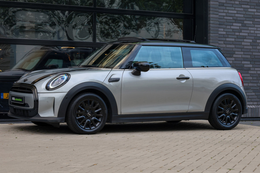 MINI 3-deurs 1.5 Cooper Classic | PANO | HUD | CAMERA | KEYLESS | LEDER |