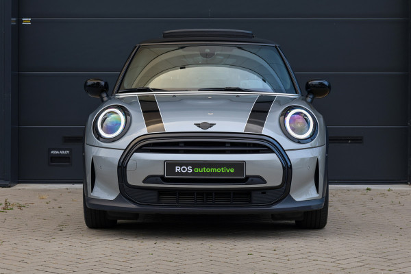 MINI 3-deurs 1.5 Cooper Classic | PANO | HUD | CAMERA | KEYLESS | LEDER |