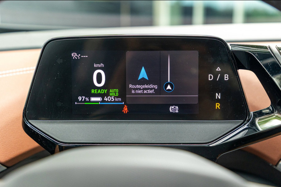 Volkswagen ID.4 Tech 77 kWh Soh 89% I Trekhaak I IQ Light I Panoramadak I Luxe interieur I ergoActive I Adaptive Cruise I BTW