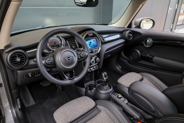 MINI 3-deurs 1.5 One | PANO | CARPLAY | PDC | CRUISE |
