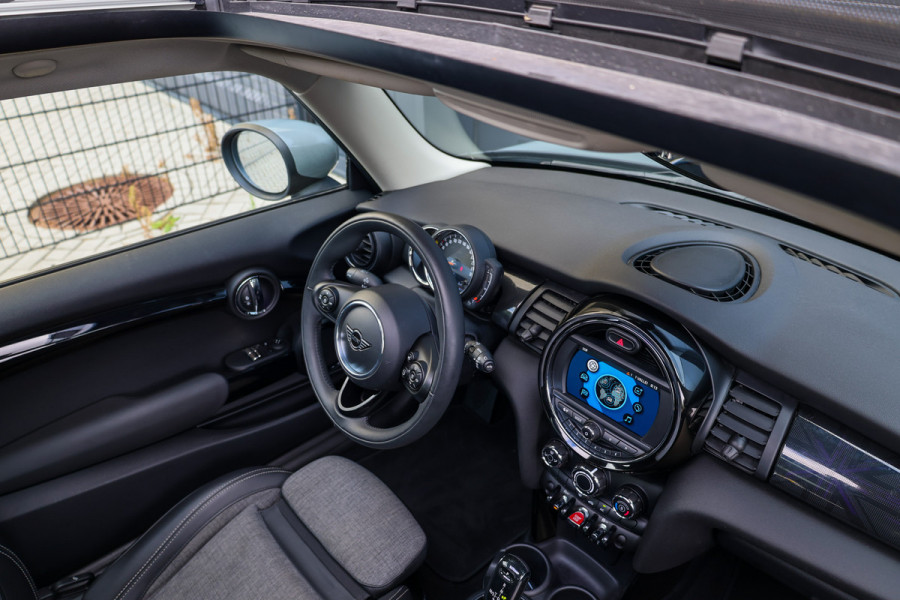 MINI 3-deurs 1.5 One | PANO | CARPLAY | PDC | CRUISE |