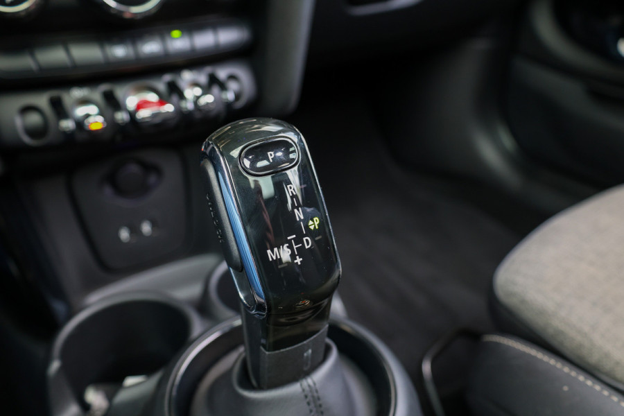MINI 3-deurs 1.5 One | PANO | CARPLAY | PDC | CRUISE |