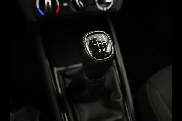 Škoda Kamiq 1.0 TSI Ambition 110pk | Navigatie via App |  Cruise control | LED koplampen | Apple Carplay/Android Auto | Lichtmetalen velgen 16 inch | Parkeersensoren achter | Cruise controle