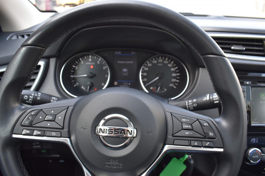 Nissan QASHQAI 1.3 DIG-T Acenta Trekhaak Panodak automaat Camera