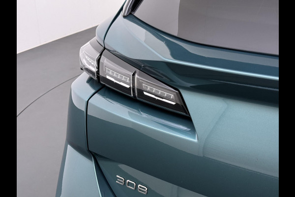 Peugeot 308 SW 1.6 Plug-in Hybrid 180 Allure PHEV | STOELVERWARMING| DEALER ONDERHOUDEN| DODE HOEK SENSOR| ACHTERUITRIJCAMERA| RIJKLAARPRIJS INCL. 12 MND BOVAG GARANTIE|